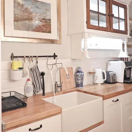 Awesome In 아파트 노베 바르프노